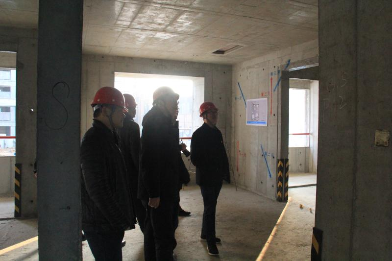 国产日韩精品欧美一区喷