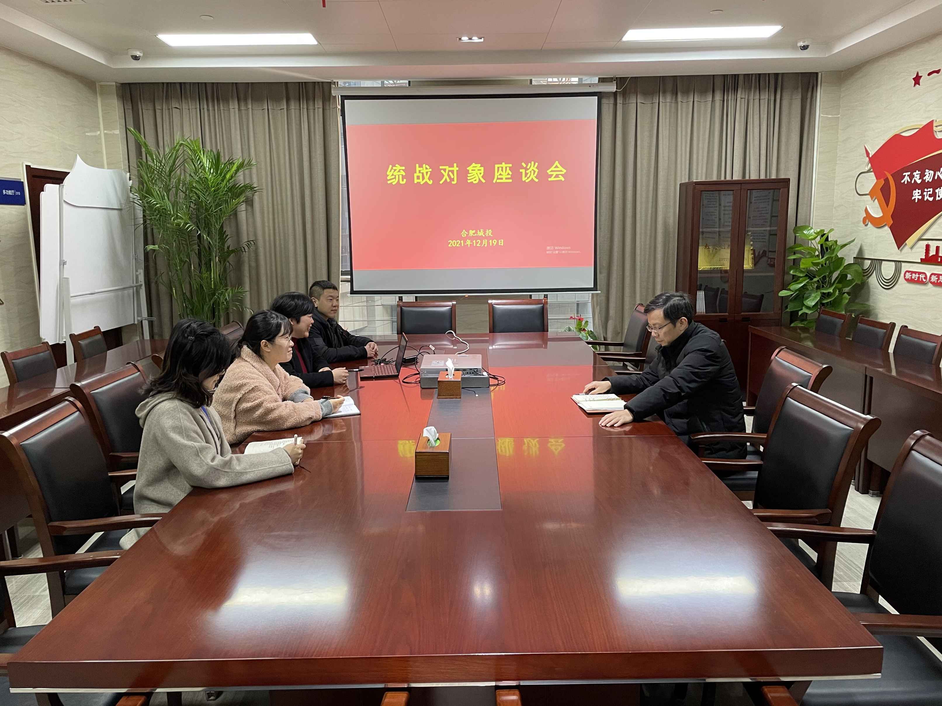 国产日韩精品欧美一区喷