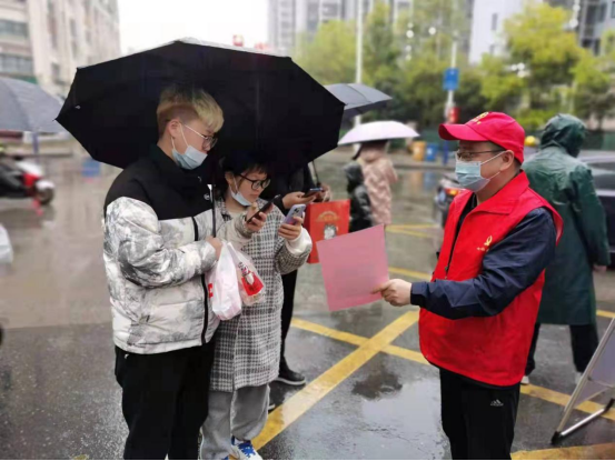 国产日韩精品欧美一区喷