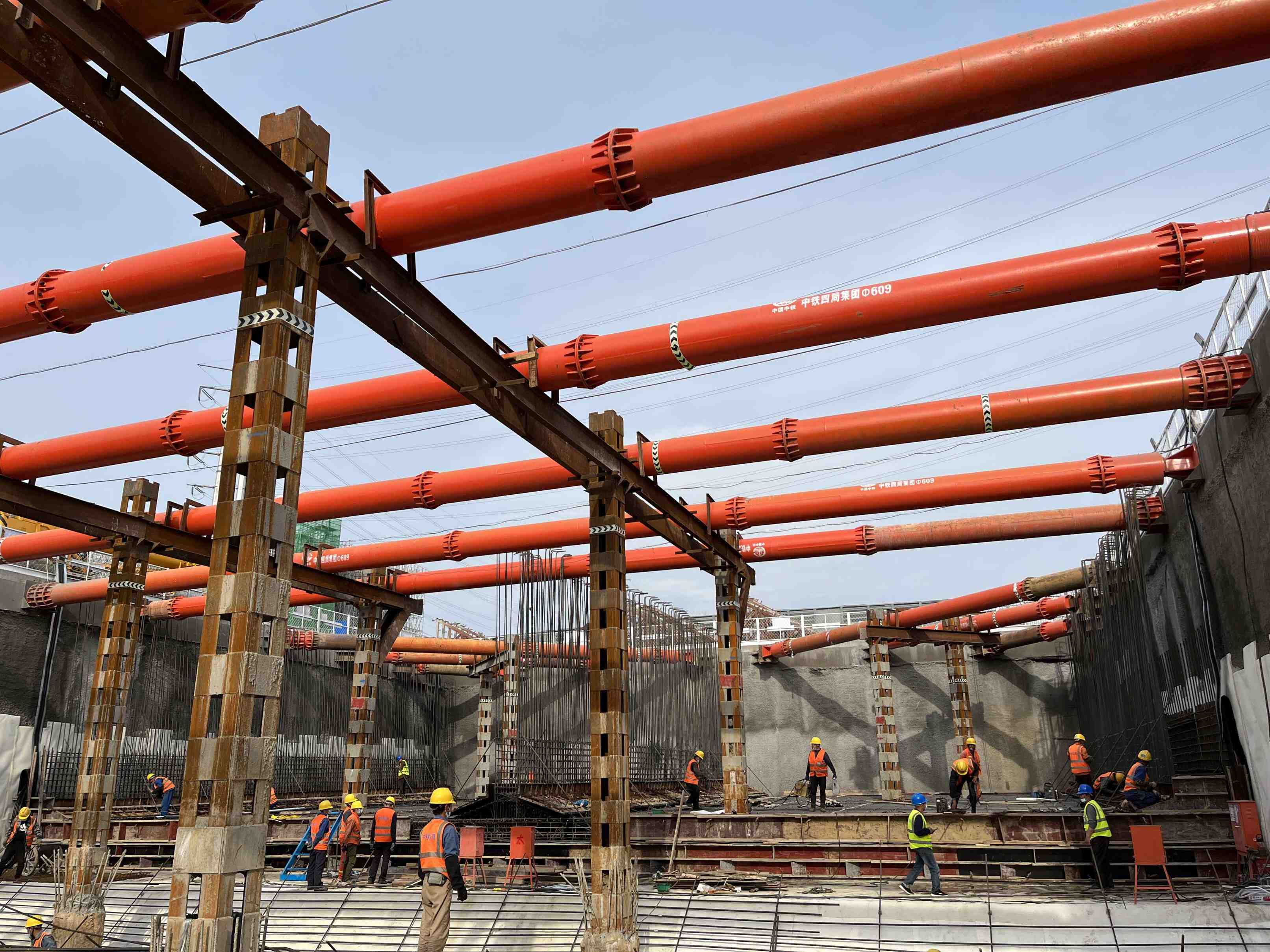 国产日韩精品欧美一区喷