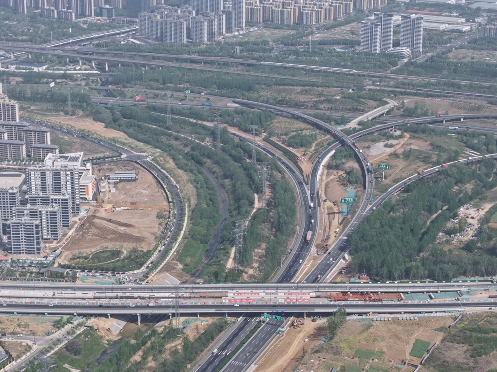 国产日韩精品欧美一区喷